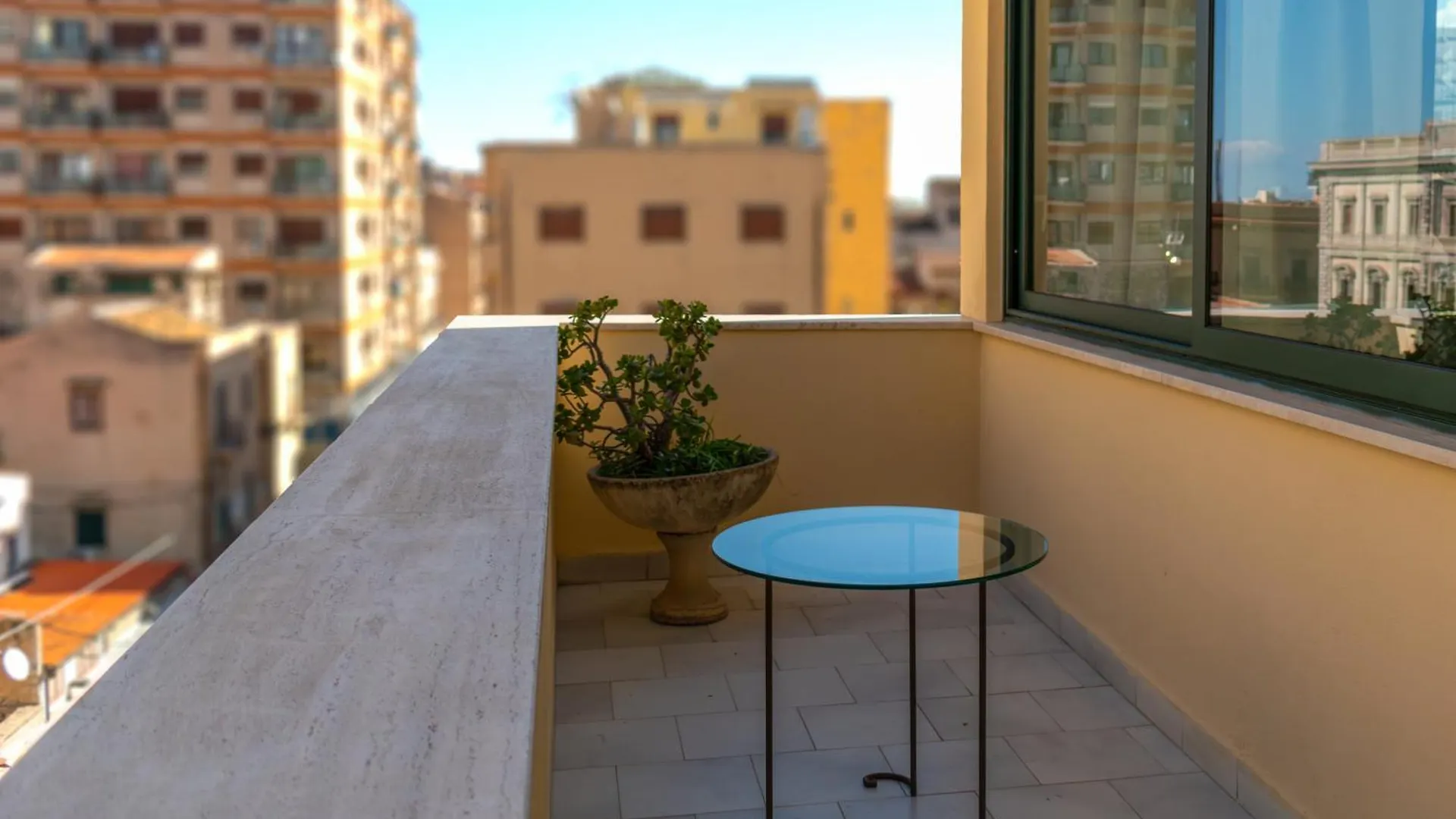 Appartamento Le Case Del Massimo In Centrocitta Palermo Italia